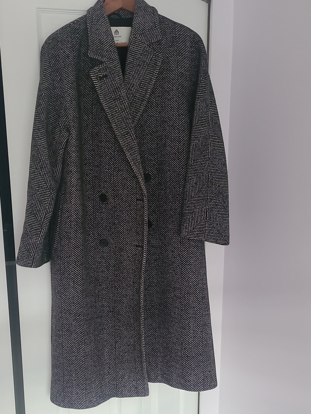 Babaton Black and White Herringbone Slouch Coat
